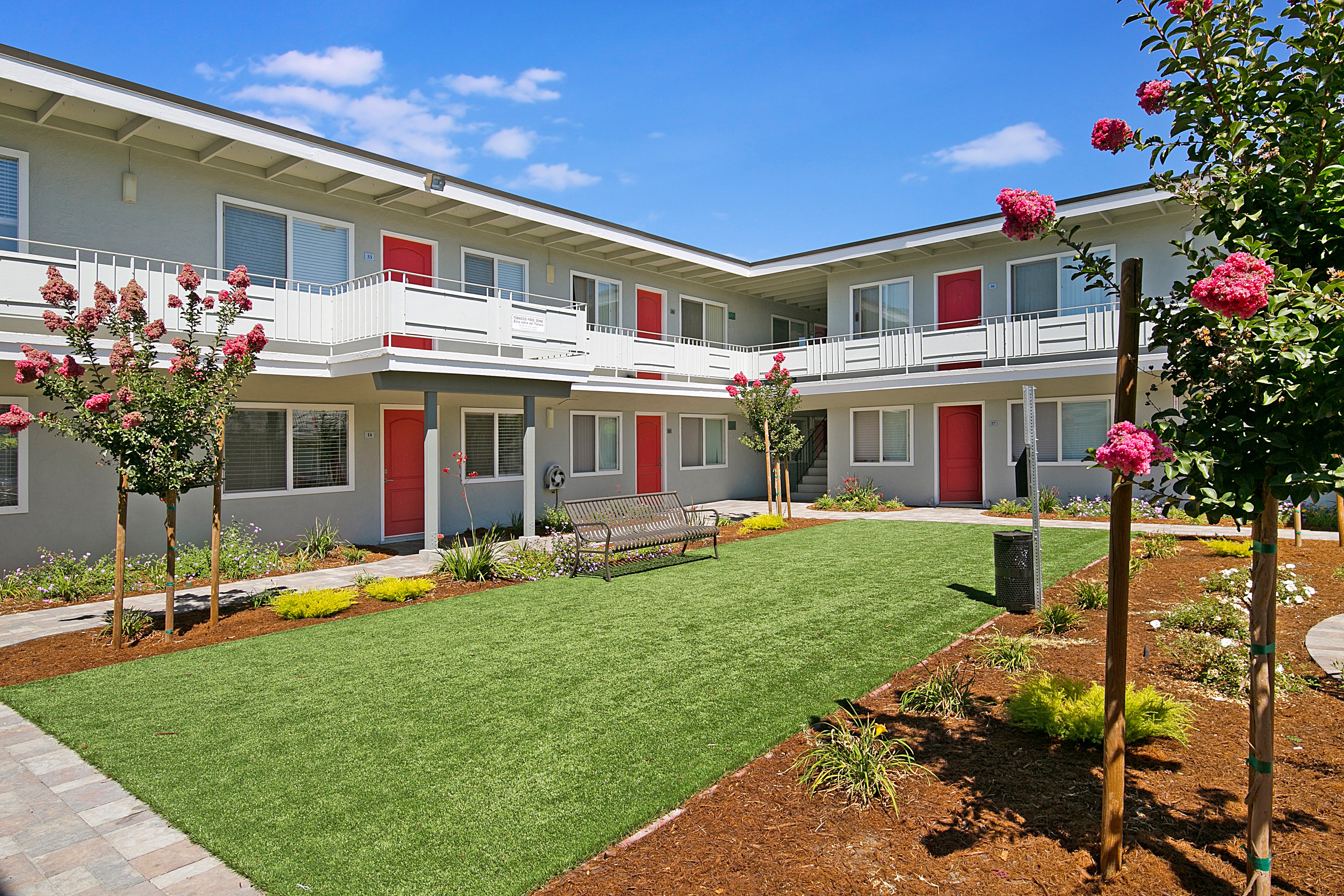 Bon Aire Apartments photo 2